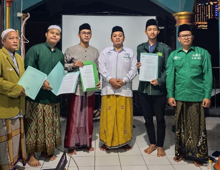 LAZISNU PC Kota Bekasi Gelar Madrasah Amil dan Serahkan SK Resmi Pengelola Zakat di Bekasi Selatan
